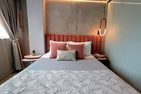The O By Seekers Medellín