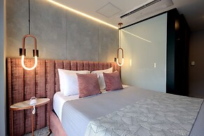 The O By Seekers Medellín
