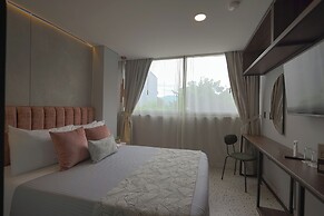 The O By Seekers Medellín