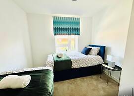 Honeybee Haven Retreat - 3 Bed House