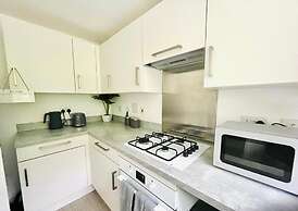 Honeybee Haven Retreat - 3 Bed House