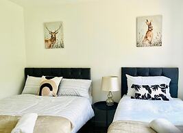 Honeybee Haven Retreat - 3 Bed House