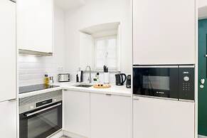 limehome Evora Largo dos Penedos