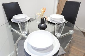 Cosy Apartment Near Leeds City Centre