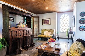 Natureza-piscina-lareira-Brazilan Corner