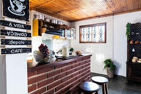 Natureza-piscina-lareira-Brazilan Corner