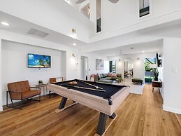 Skylark Oasis - Family Fun & Luxury