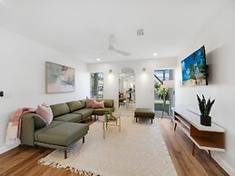 Skylark Oasis - Family Fun & Luxury