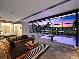 Skylark Oasis - Family Fun & Luxury