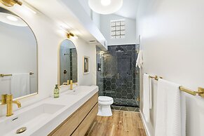 Skylark Oasis - Family Fun & Luxury