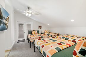 Skylark Oasis - Family Fun & Luxury