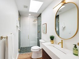 Skylark Oasis - Family Fun & Luxury