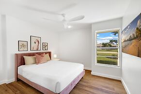 Skylark Oasis - Family Fun & Luxury