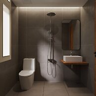 UNIQUE Creative Apartment in Old Quarter