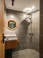 UNIQUE Creative Apartment in Old Quarter