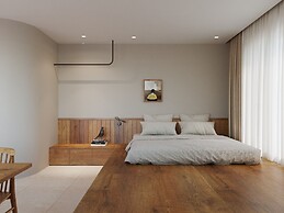 UNIQUE Creative Apartment in Old Quarter