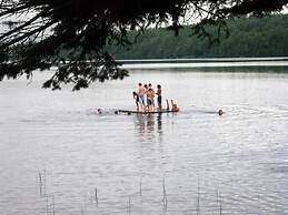 Alamoosook Lakeside Inn