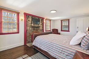 The Cottage At Amos Lake