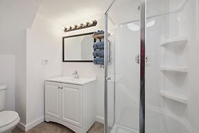 The Cottage At Amos Lake