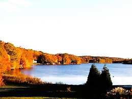 The Cottage At Amos Lake