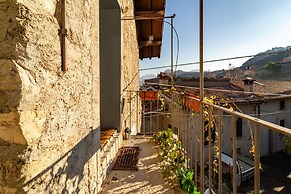 Petra Apartment in Civenna