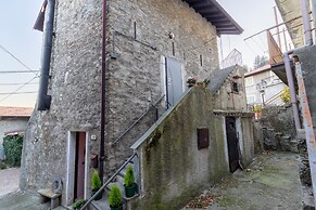 Petra Apartment in Civenna