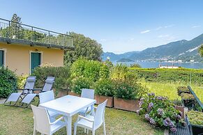 Swan Lake by Wonderful Italy