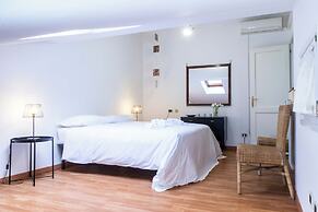 Casa Garisenda by Wonderful Italy