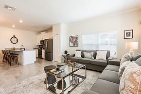 Super Nice Home Prime Location