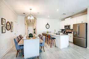 Super Nice Home Prime Location