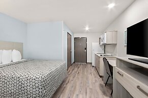 WoodSpring Suites Chandler Phoenix Medical Center