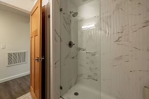Bavarian Lodge Suites