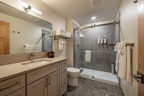 Bavarian Lodge Suites