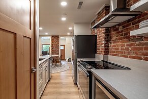 Bavarian Lodge Suites