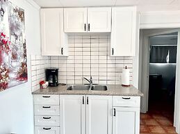 Peachland Beach Resort