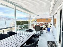 Peachland Beach Resort