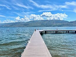 Peachland Beach Resort