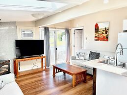 Peachland Beach Resort