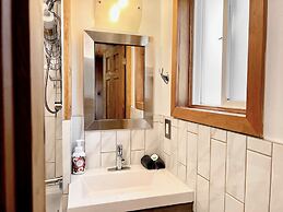 Peachland Beach Resort