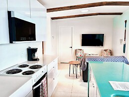 Peachland Beach Resort