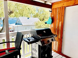 Peachland Beach Resort