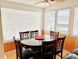 Peachland Beach Resort