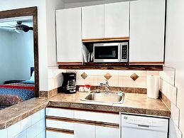 Peachland Beach Resort