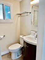 Peachland Beach Resort