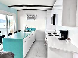 Peachland Beach Resort