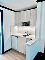 Peachland Beach Resort