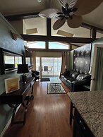 Peachland Beach Resort