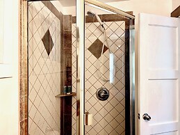 Peachland Beach Resort