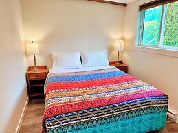 Peachland Beach Resort