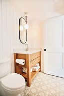 Peachland Beach Resort